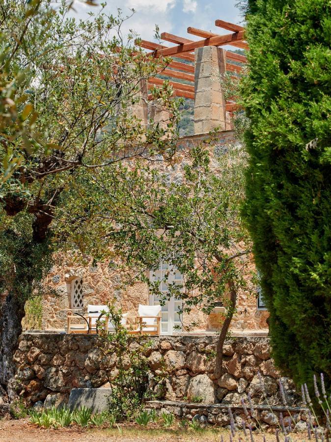 Patrick & Joan Leigh Fermor House Bed & Breakfast Kardamyli Dış mekan fotoğraf